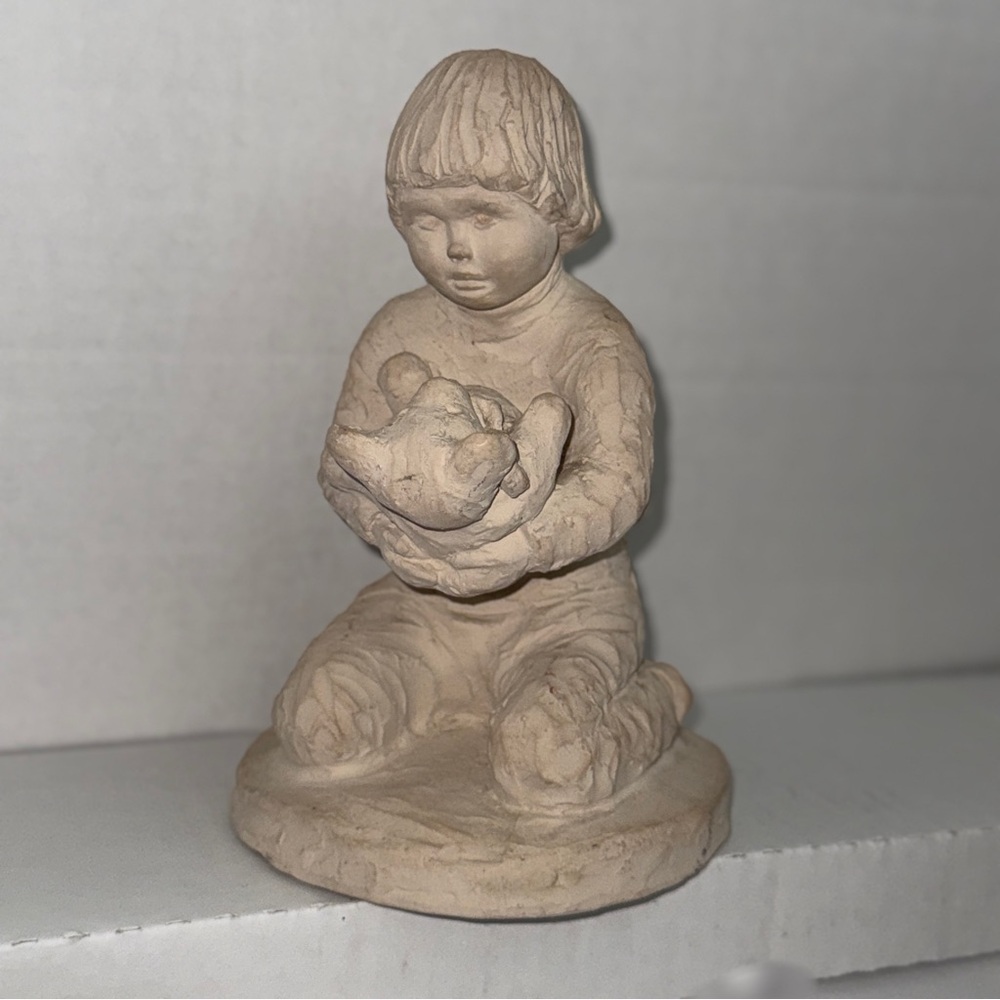 Dee Crowley’s "Bright Eyes"